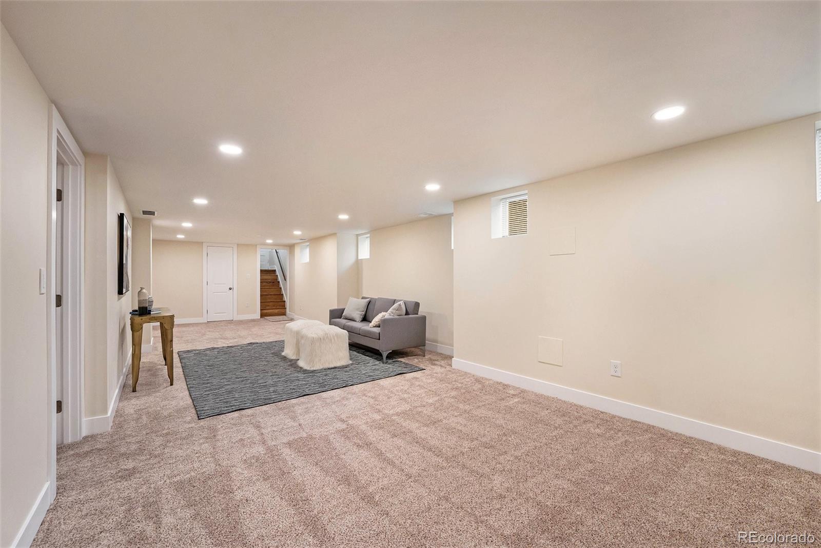 3088 W 40th Avenue