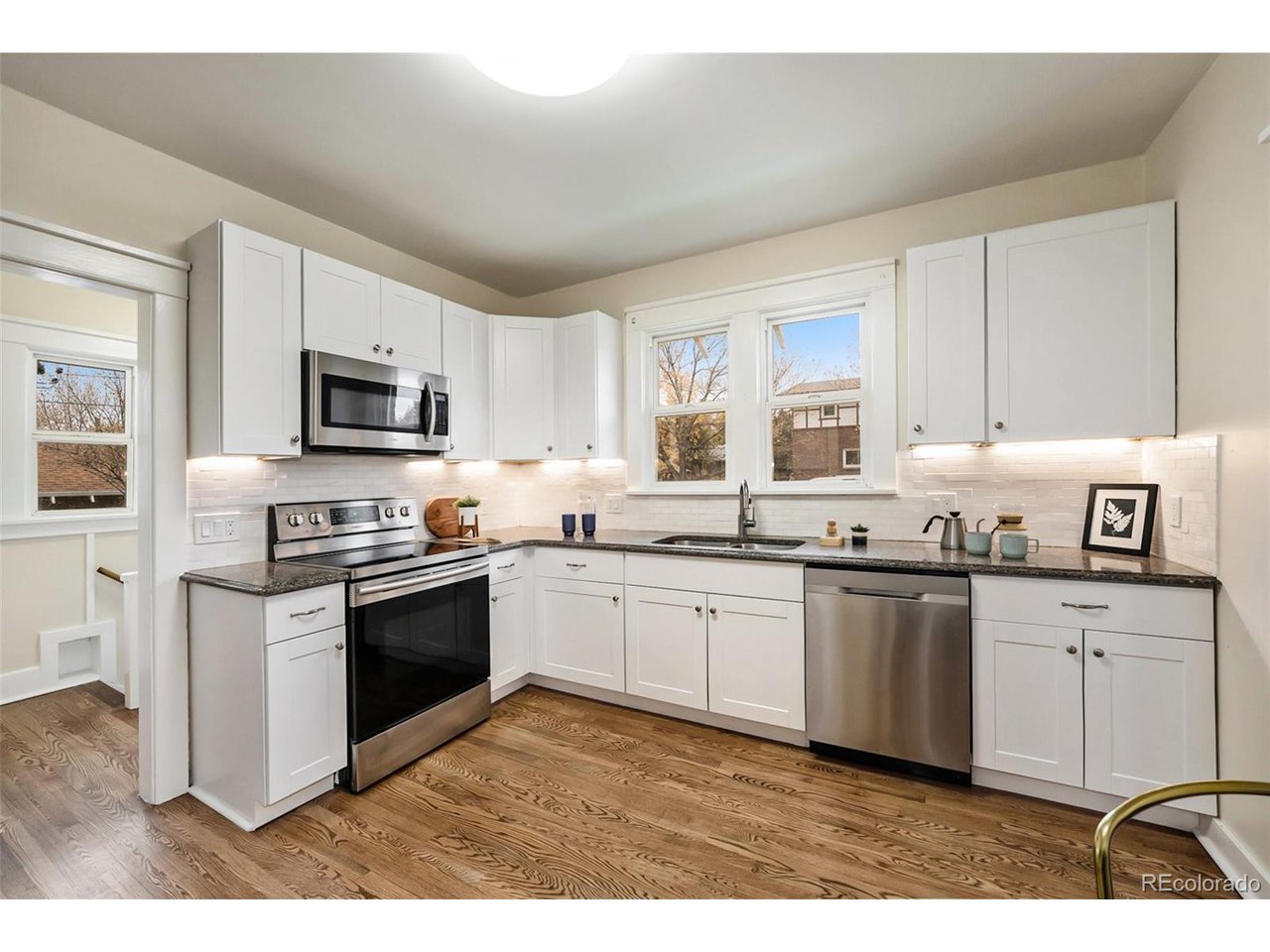 3088 W 40th Ave