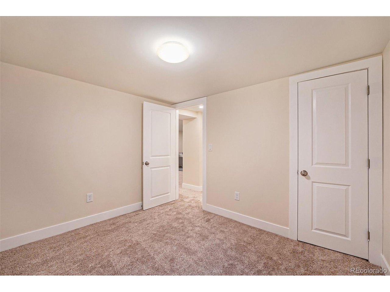 3088 W 40th Ave