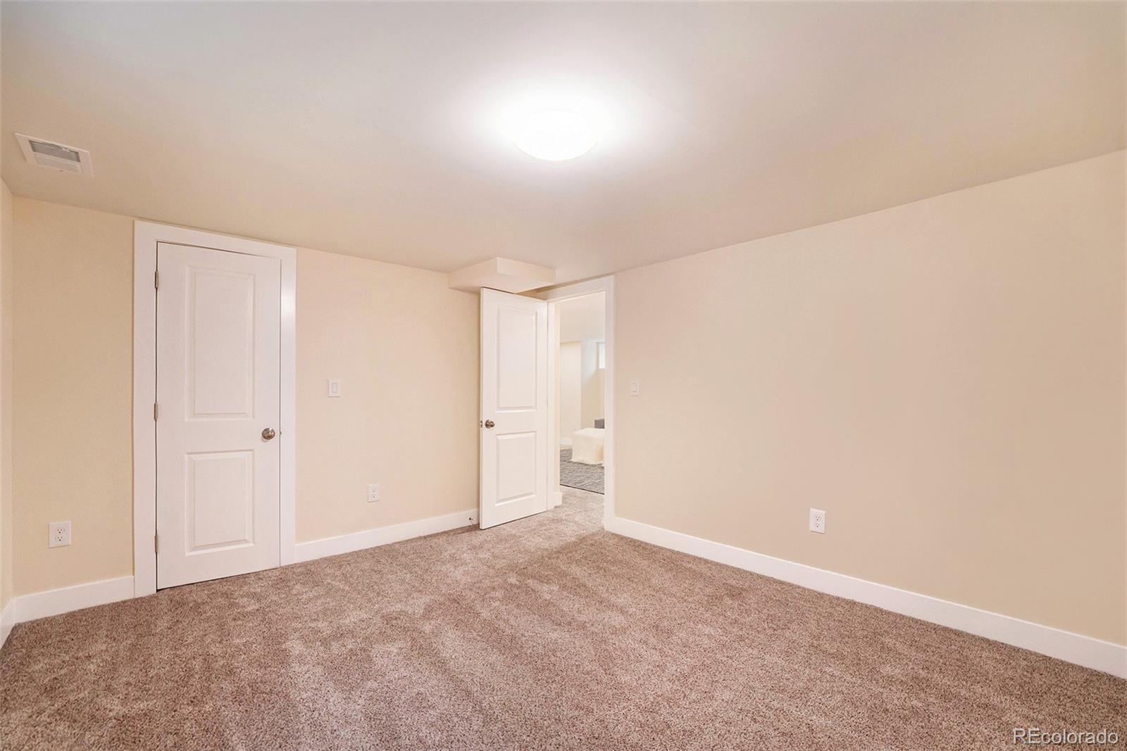 3088 W 40th Avenue