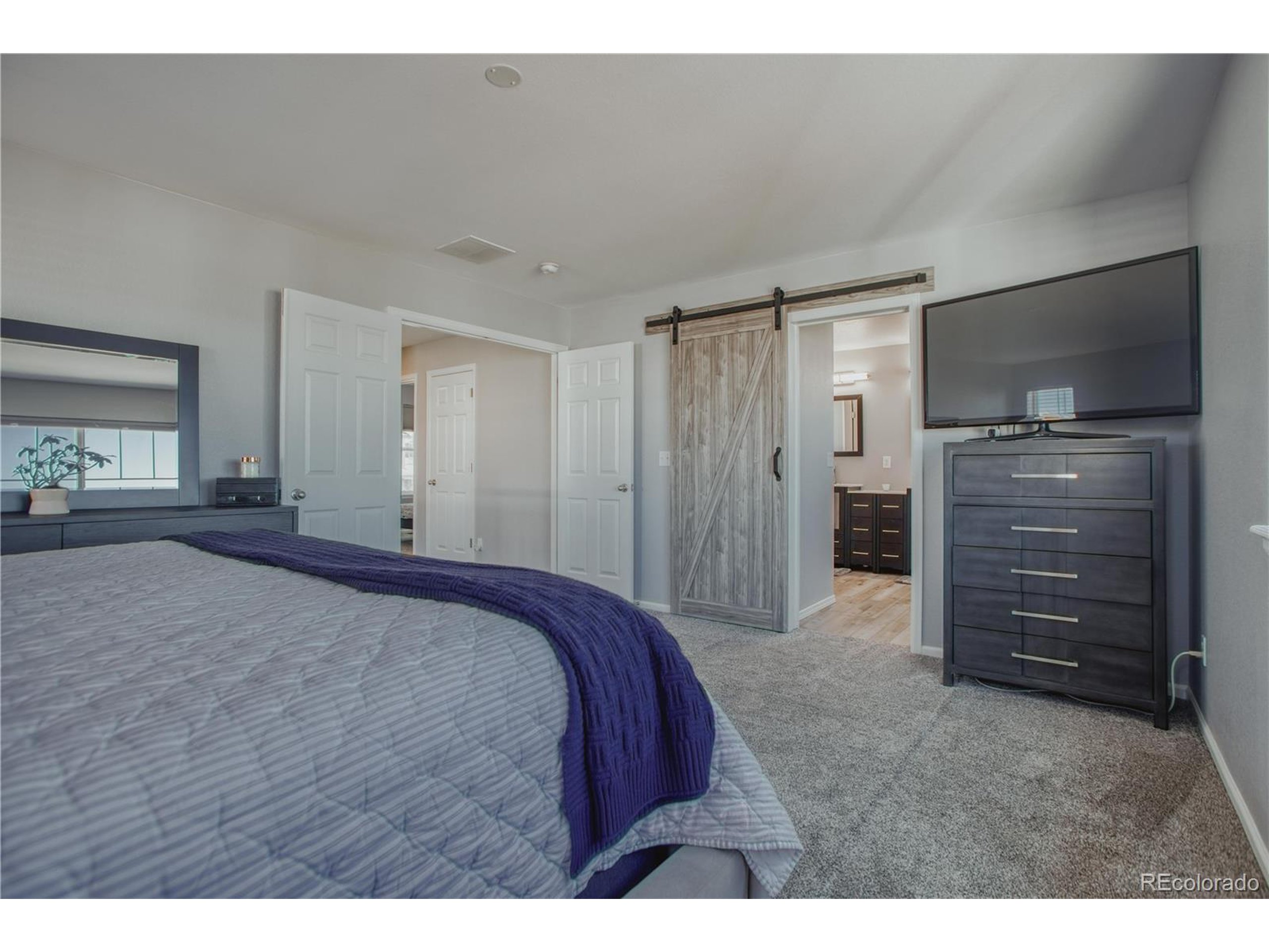 2984 Deerfoot Way