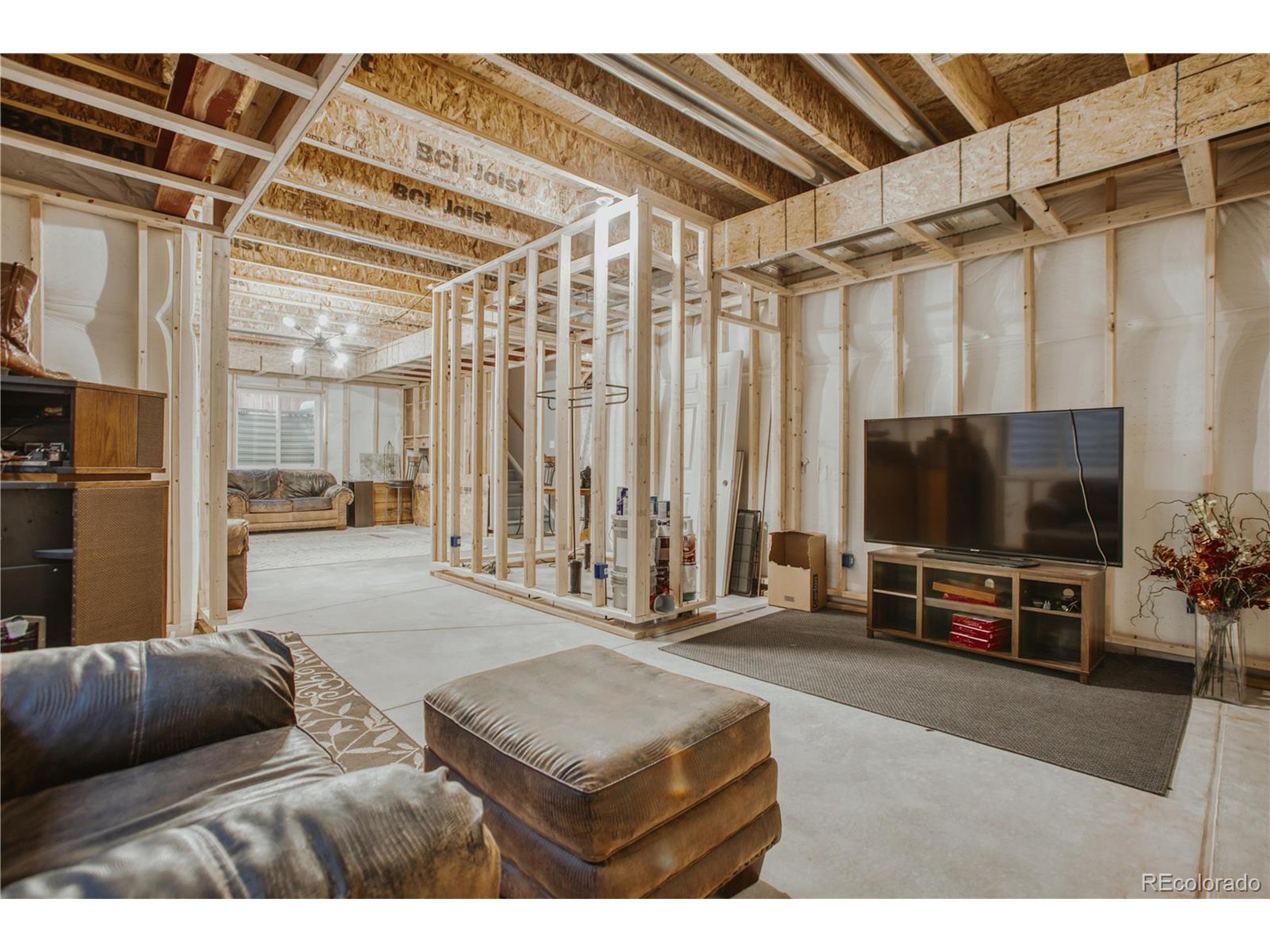 2984 Deerfoot Way
