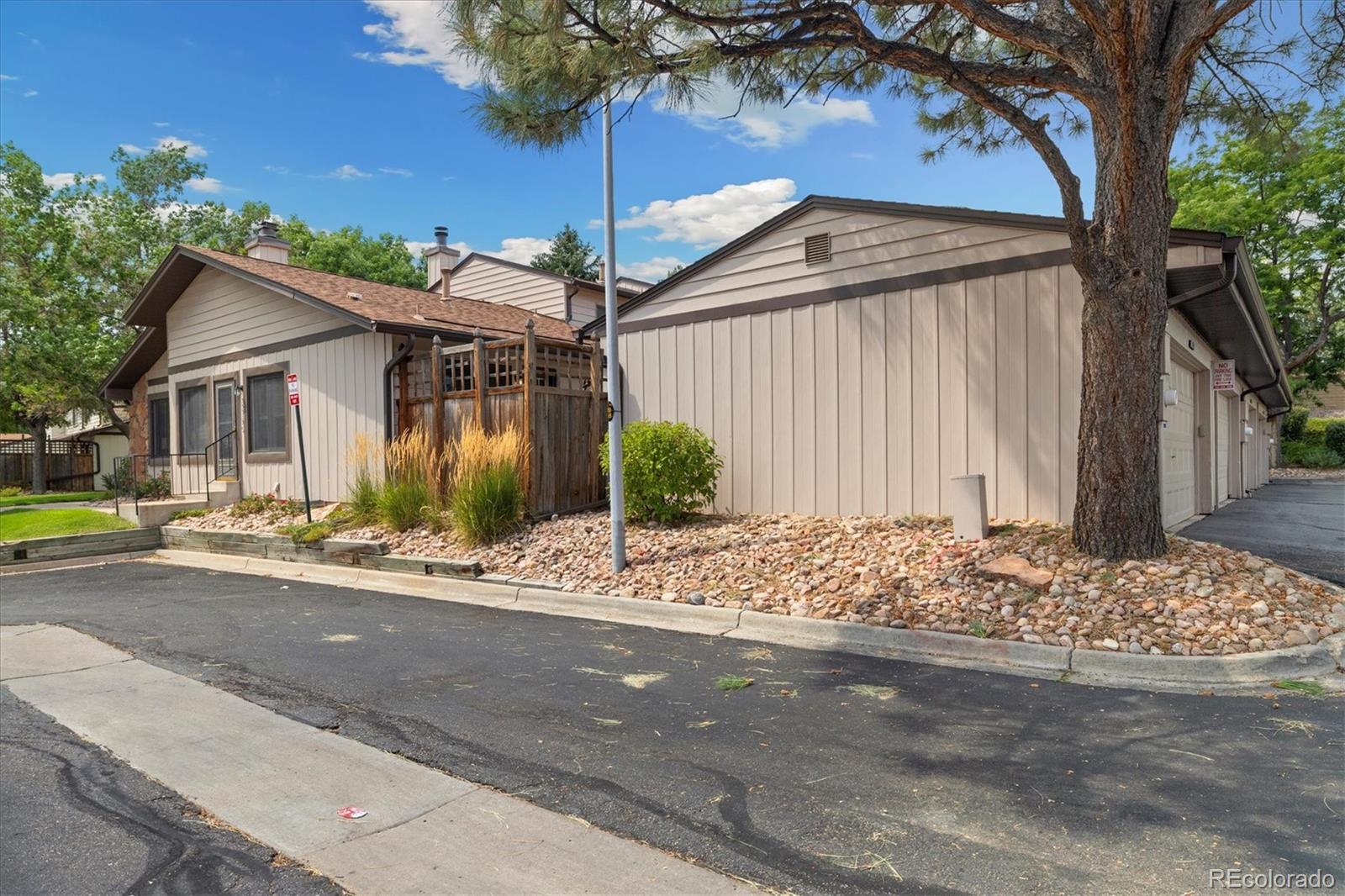 3531 S Kittredge Street Unit: D