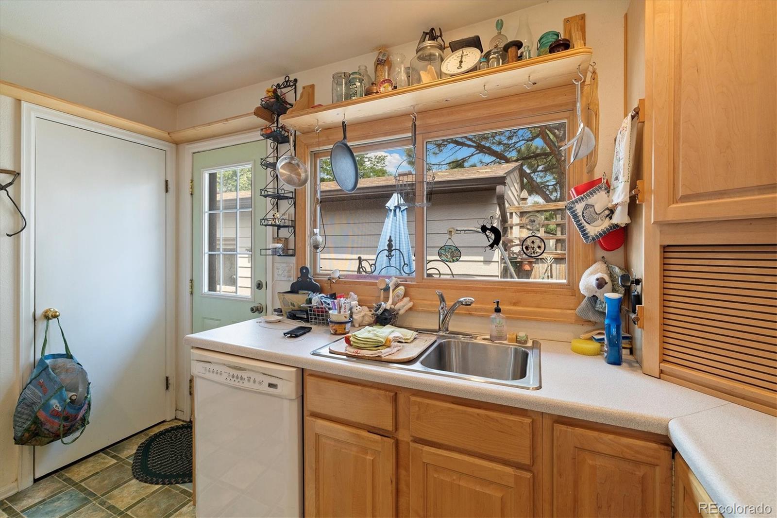 3531 S Kittredge Street Unit: D