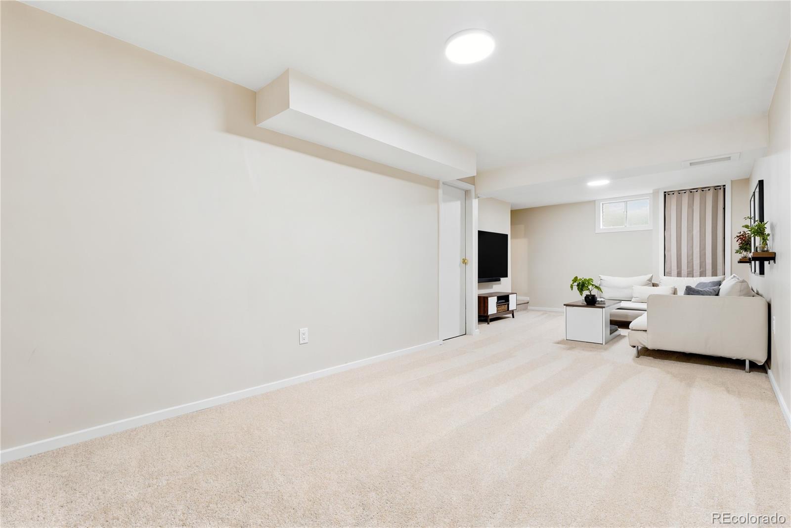 816 Rees Court