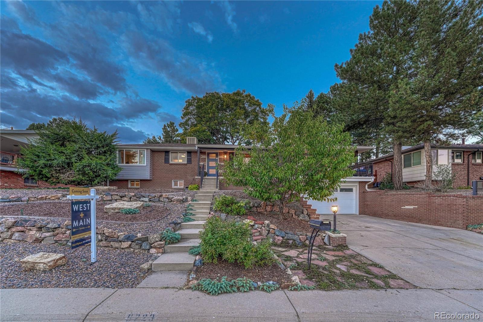 8223 W 70th Place
