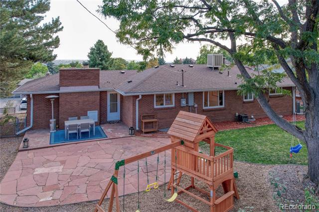 8223 W 70th Place