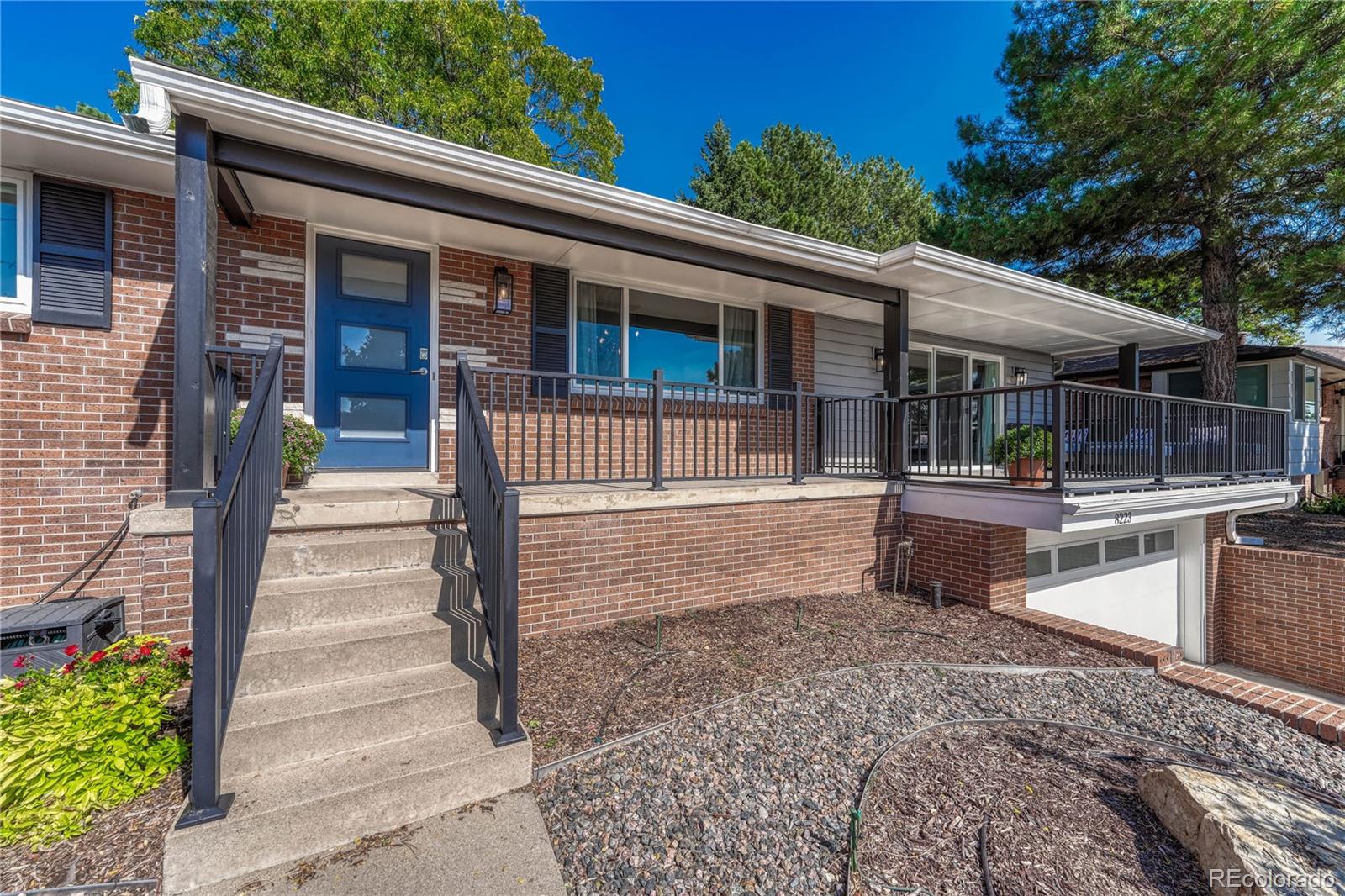 8223 W 70th Place