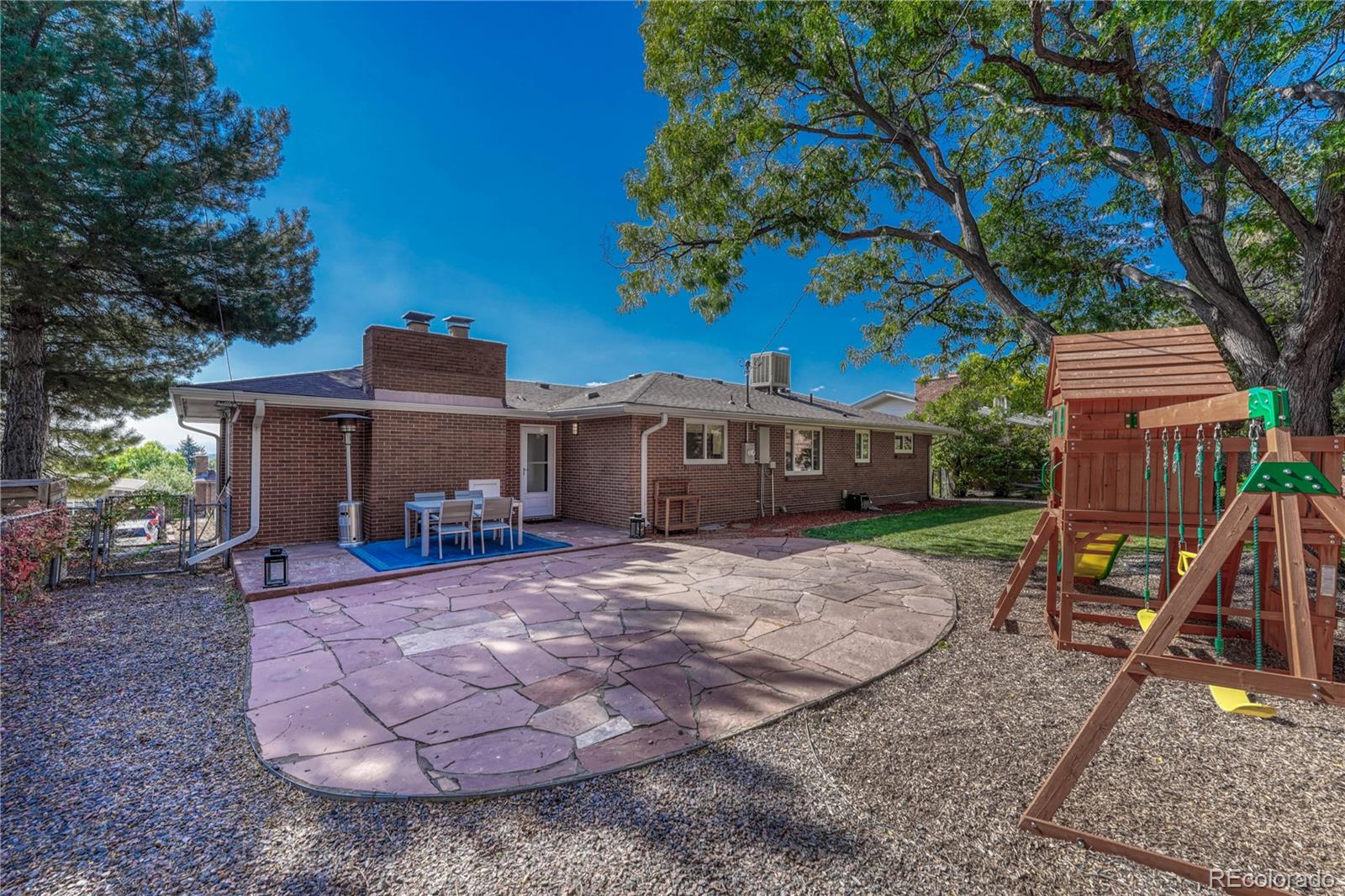 8223 W 70th Place