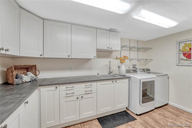 8223 W 70th Place