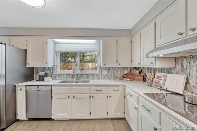 8223 W 70th Place