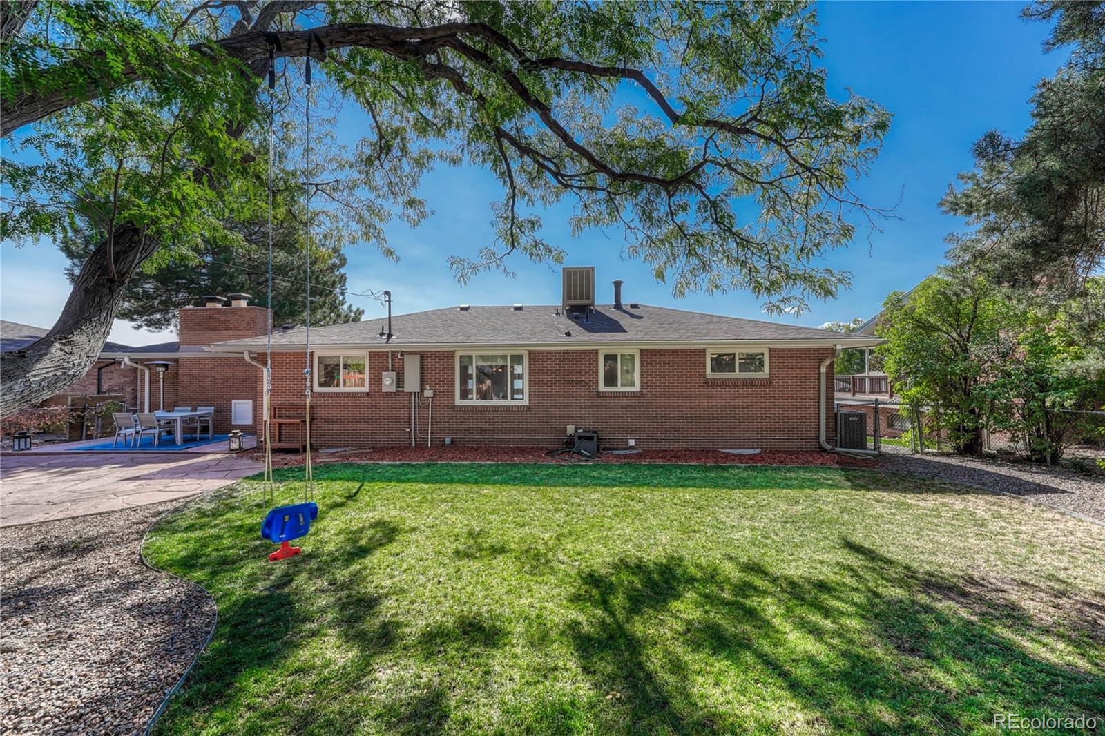 8223 W 70th Place