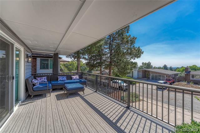 8223 W 70th Place