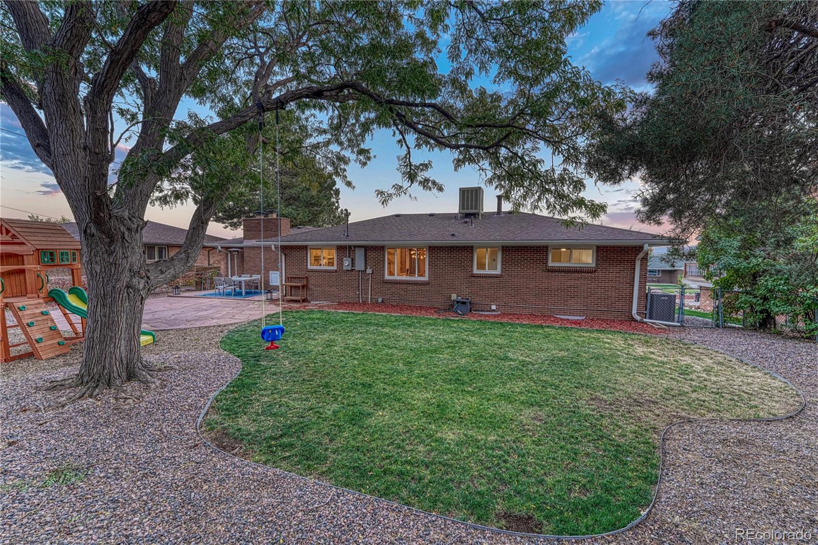 8223 W 70th Place
