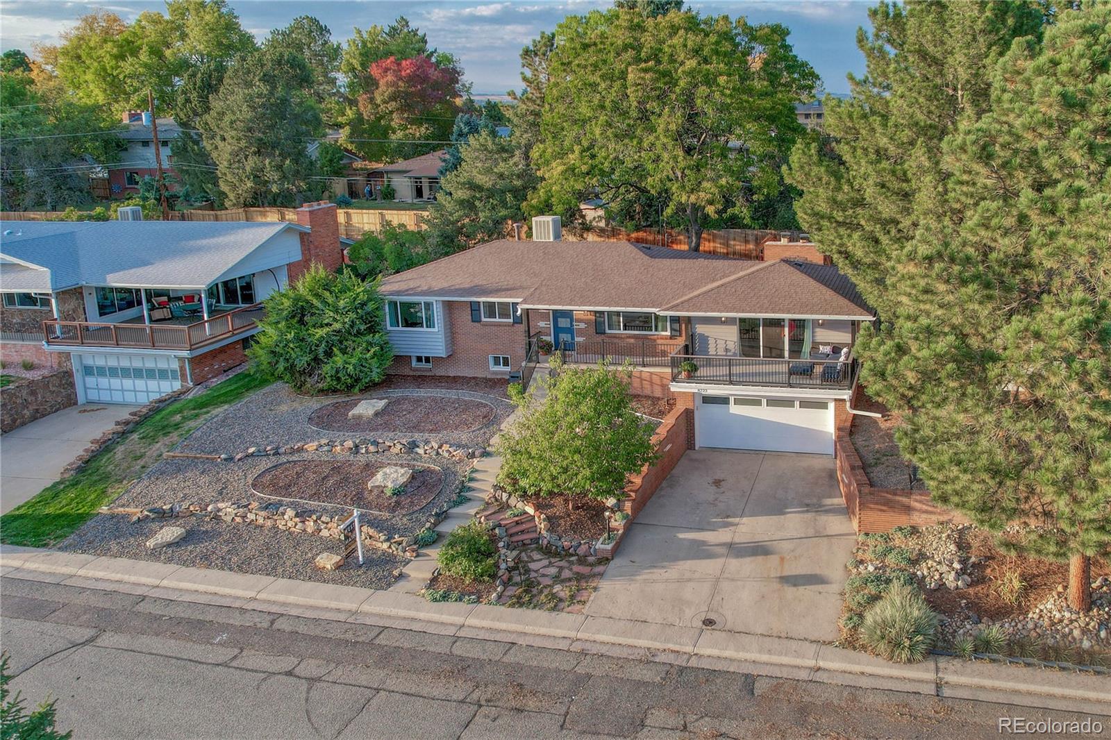 8223 W 70th Place