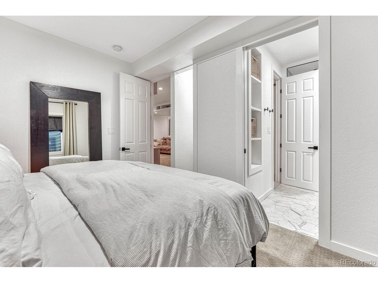 3355 Bittern St