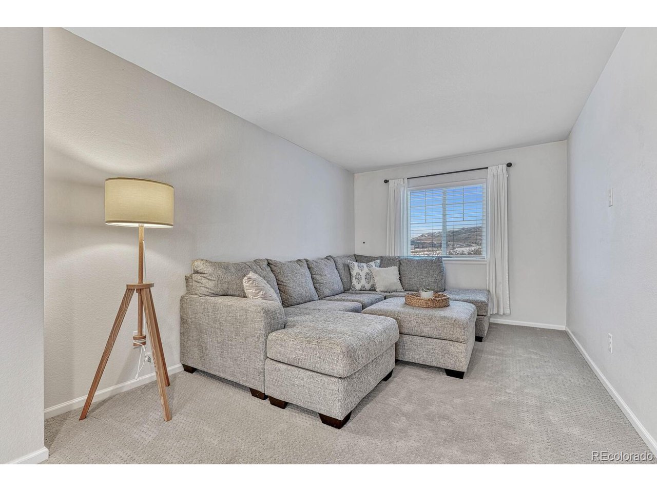 3355 Bittern St