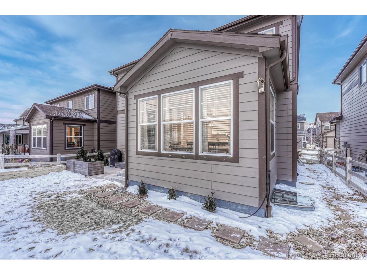 3355 Bittern St