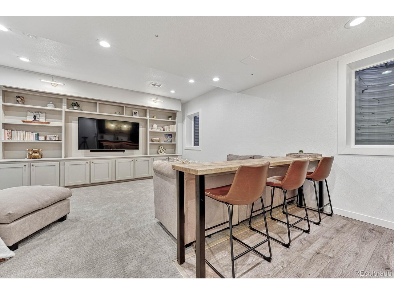 3355 Bittern St