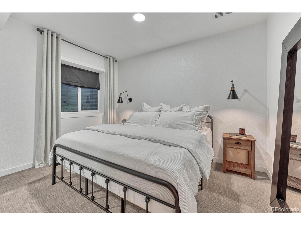 3355 Bittern St