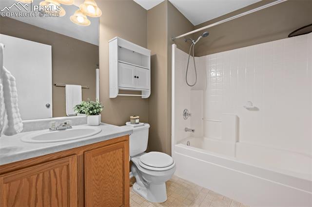 5216 Mountain Air Circle