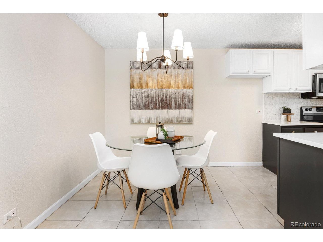 2375 S Linden Ct 313