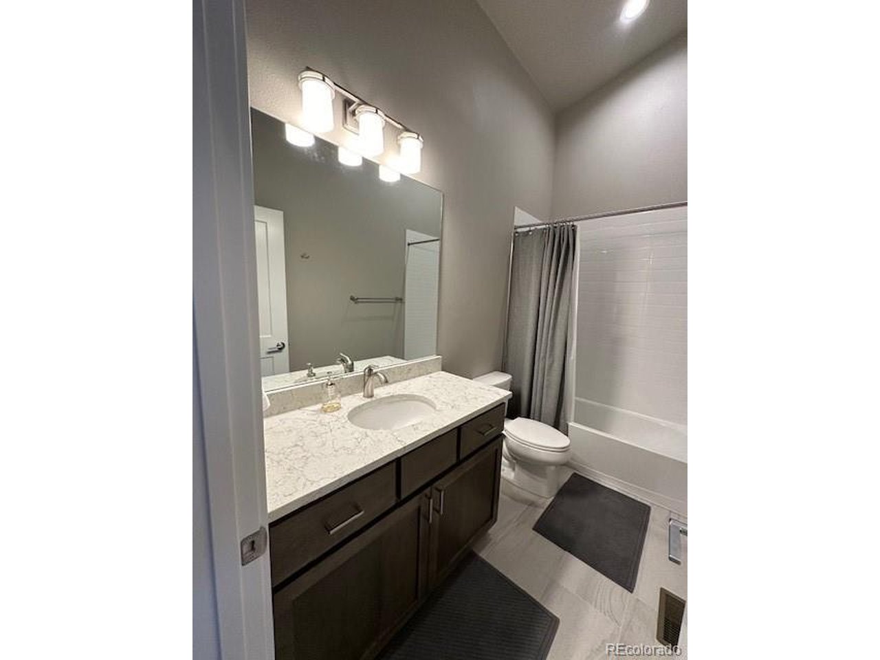 37 Mountain Flower Cir