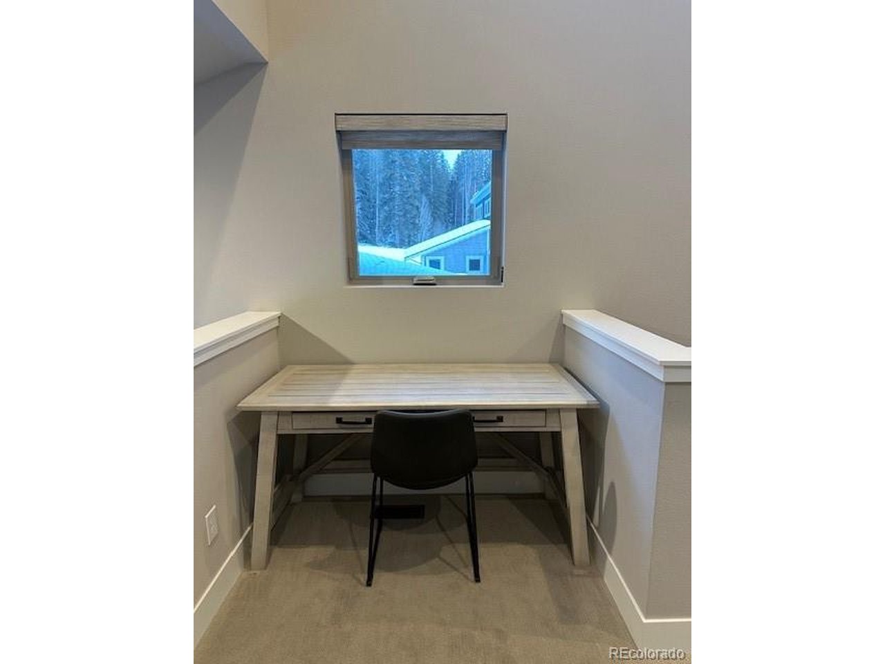 37 Mountain Flower Cir