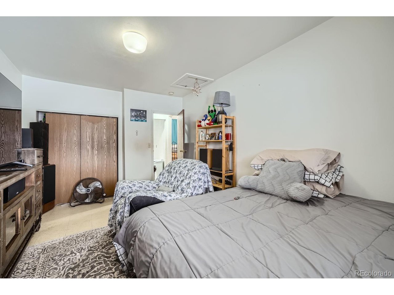 37 Newland Ct