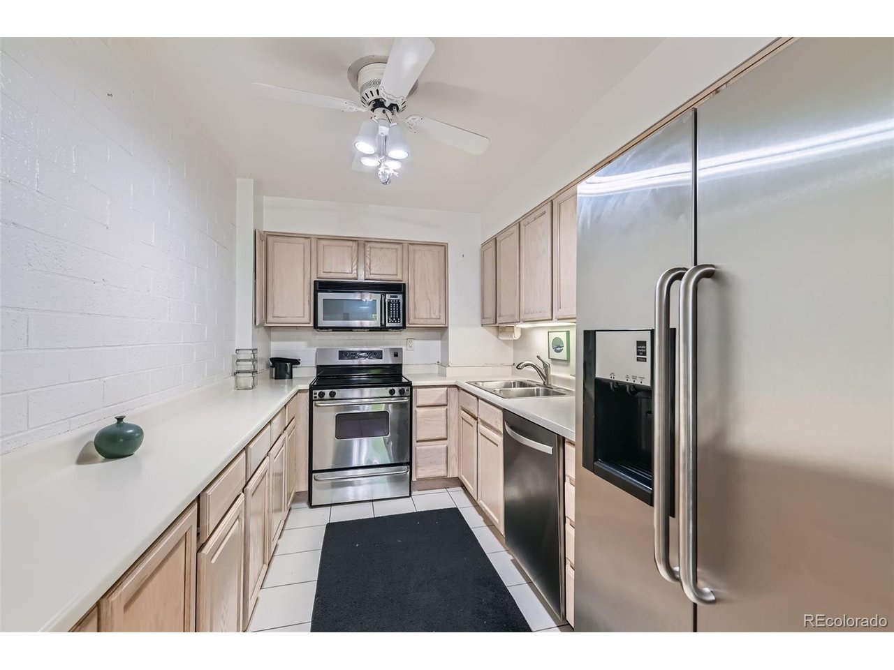 460 S Marion Pkwy 102