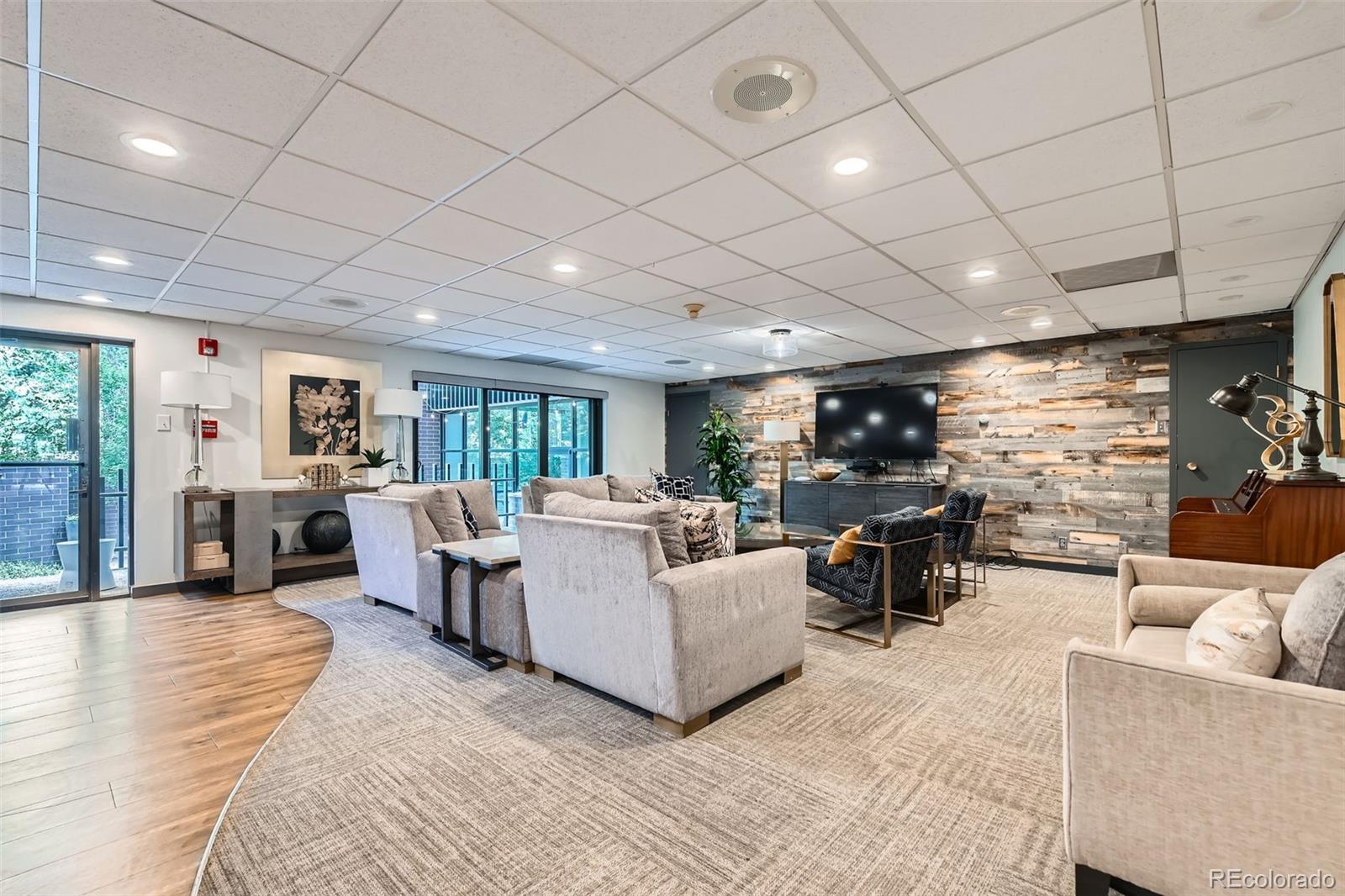 460 S Marion Parkway Unit: 102