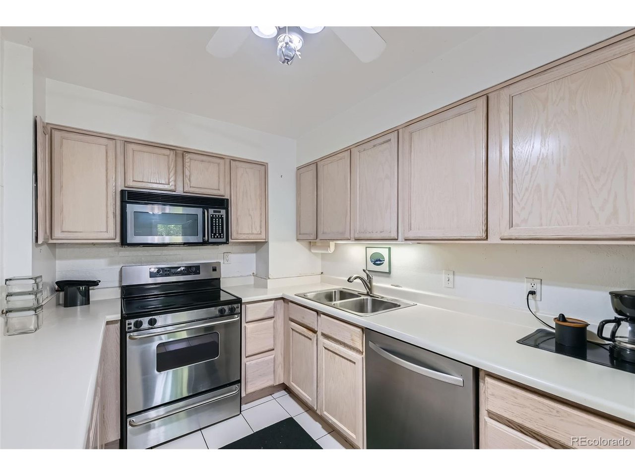 460 S Marion Pkwy 102