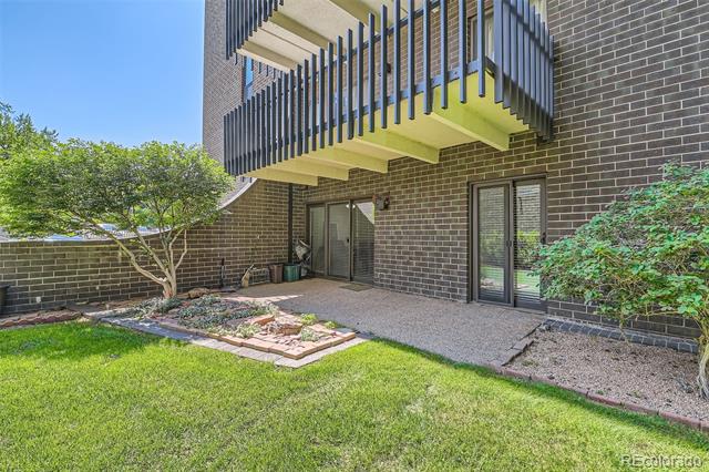 460 S Marion Parkway Unit: 102