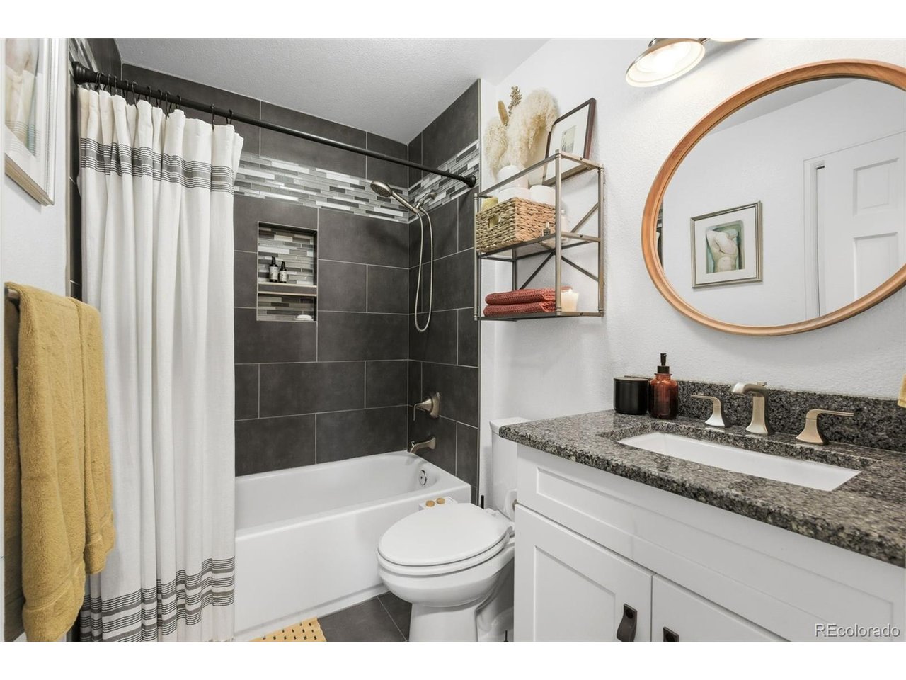8891 W 92nd Pl
