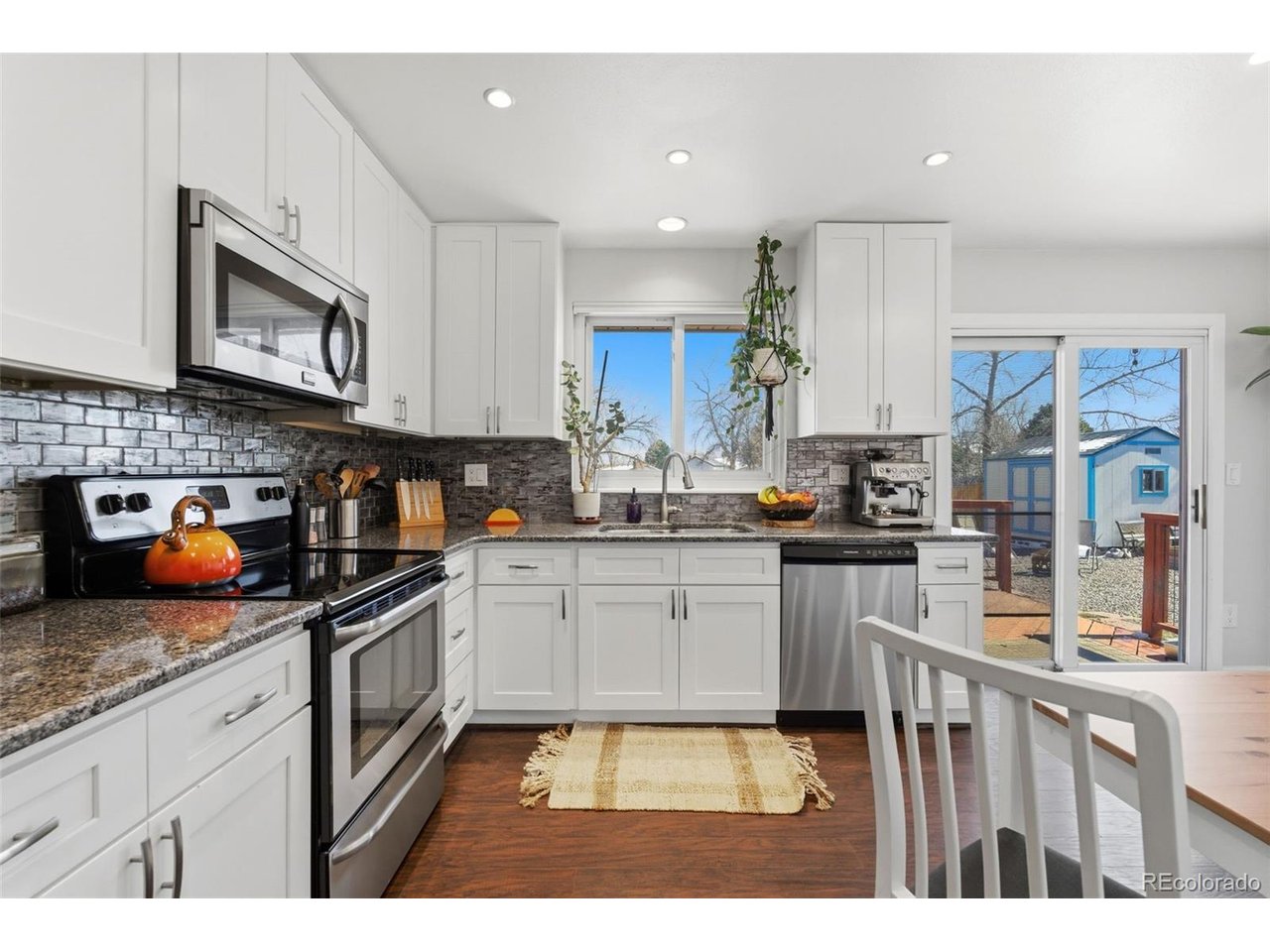 8891 W 92nd Pl