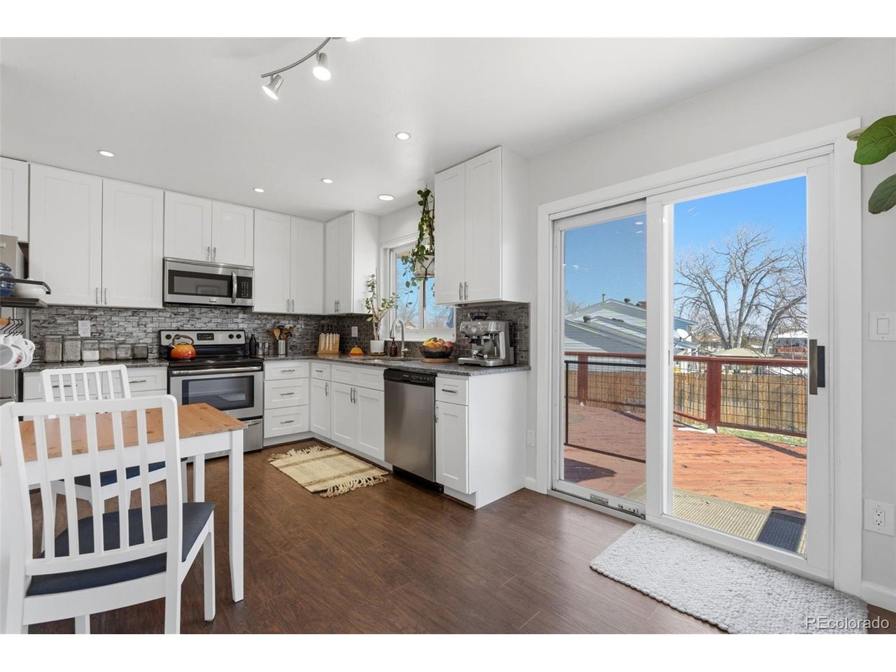 8891 W 92nd Pl