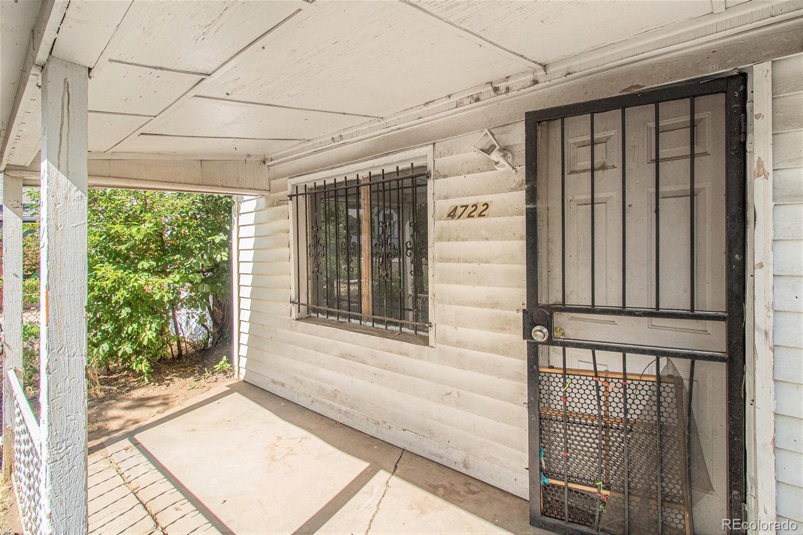 4722 Vine Street