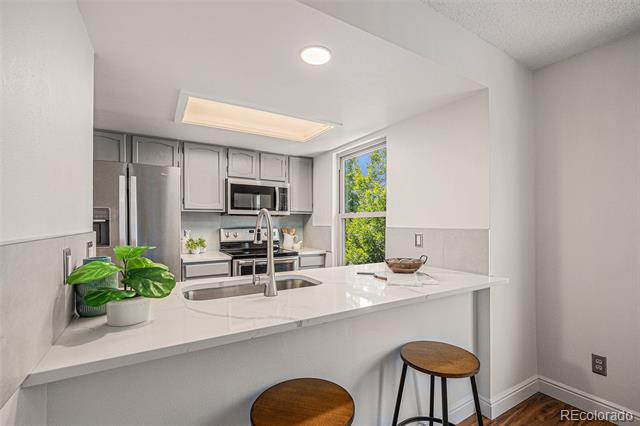 5210 Garrison Street Unit: 2