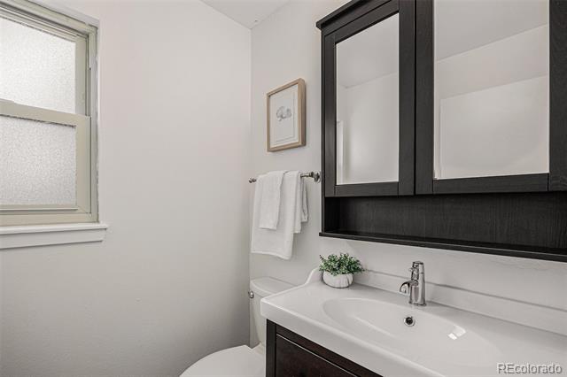 5210 Garrison Street Unit: 2