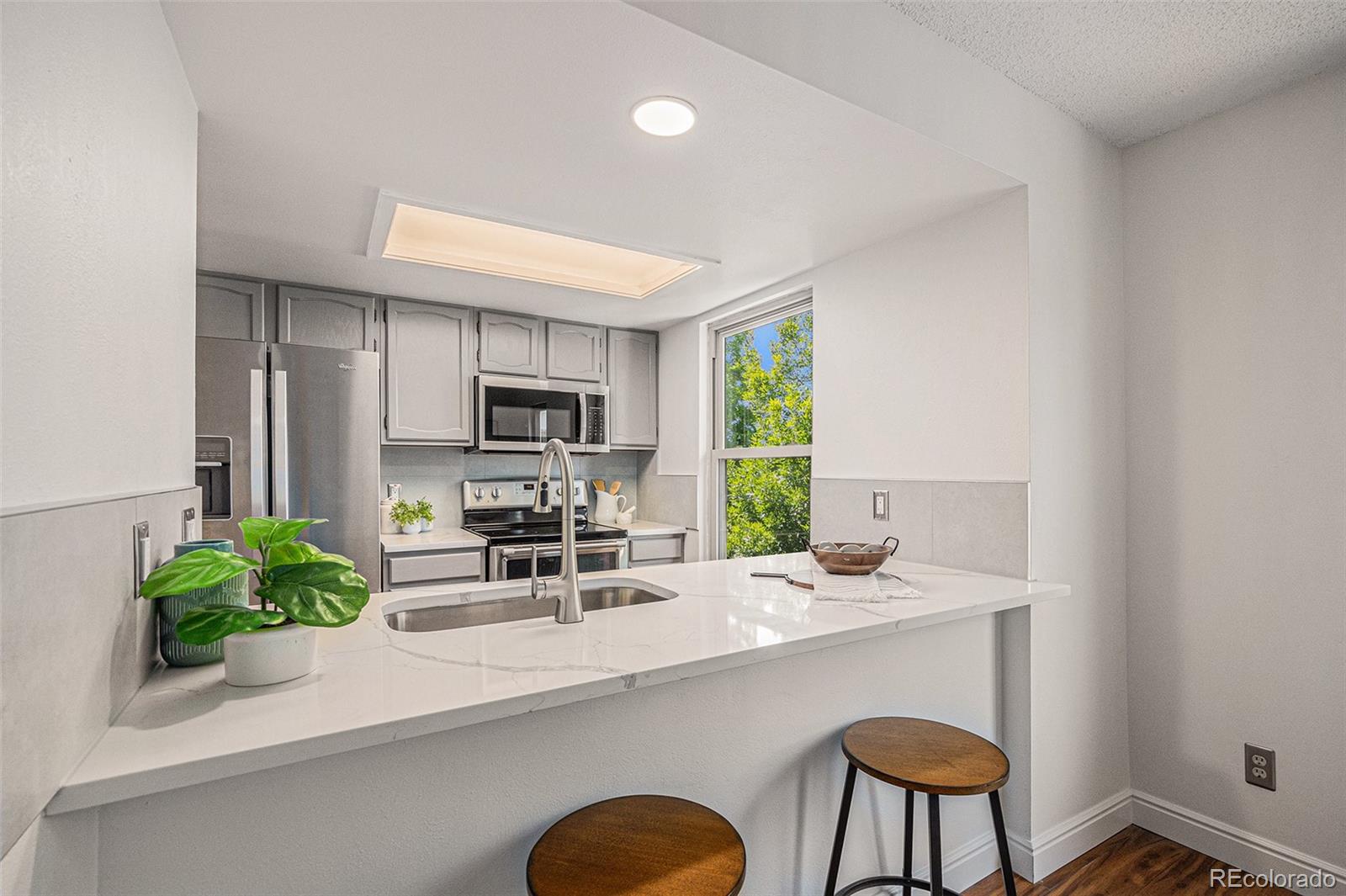 5210 Garrison Street Unit: 2