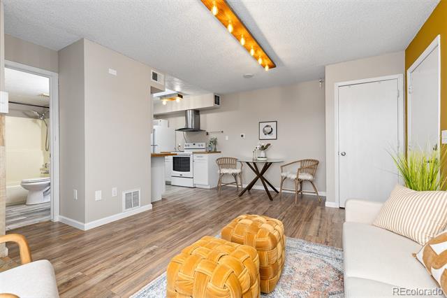 1820 Newland Court Unit: 310