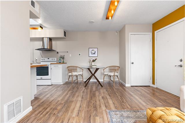 1820 Newland Court Unit: 310