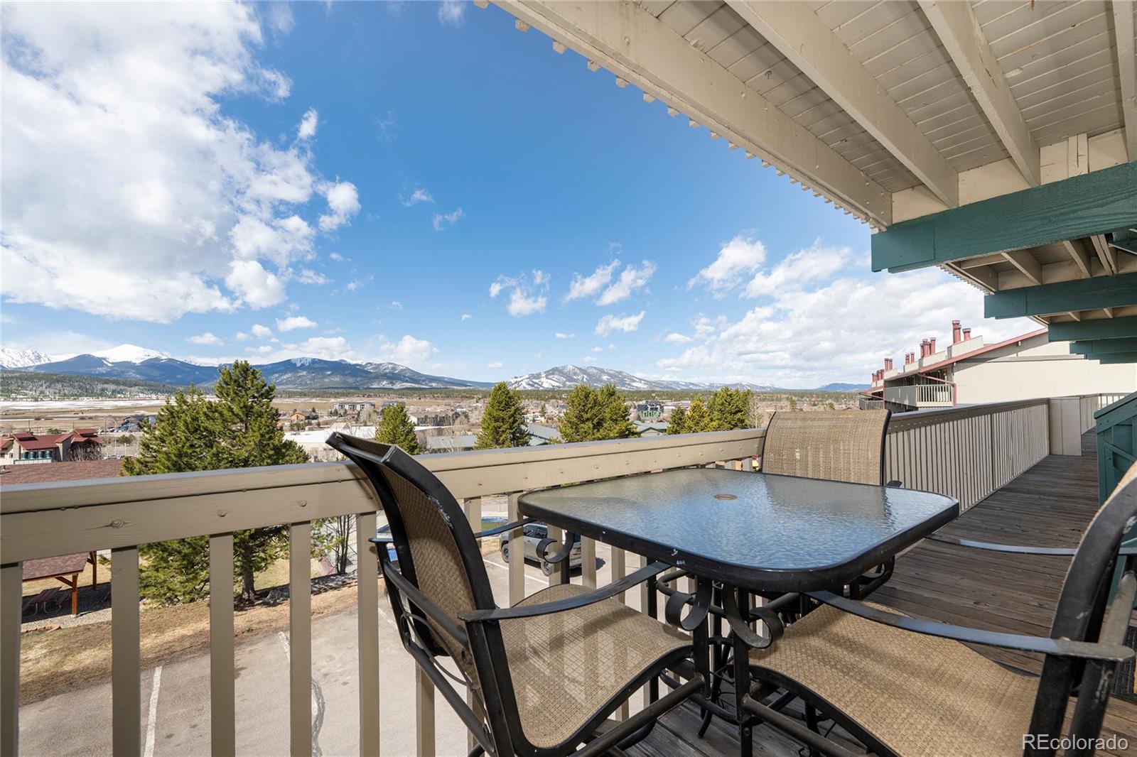 309 County Road 804 Unit: E204