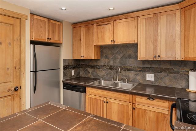 309 County Road 804 Unit: E204