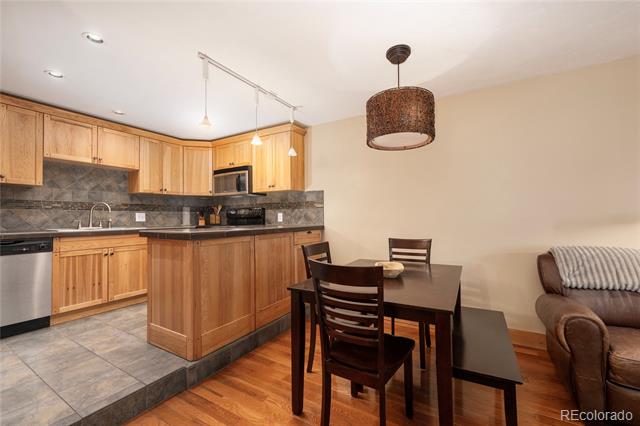 309 County Road 804 Unit: E204