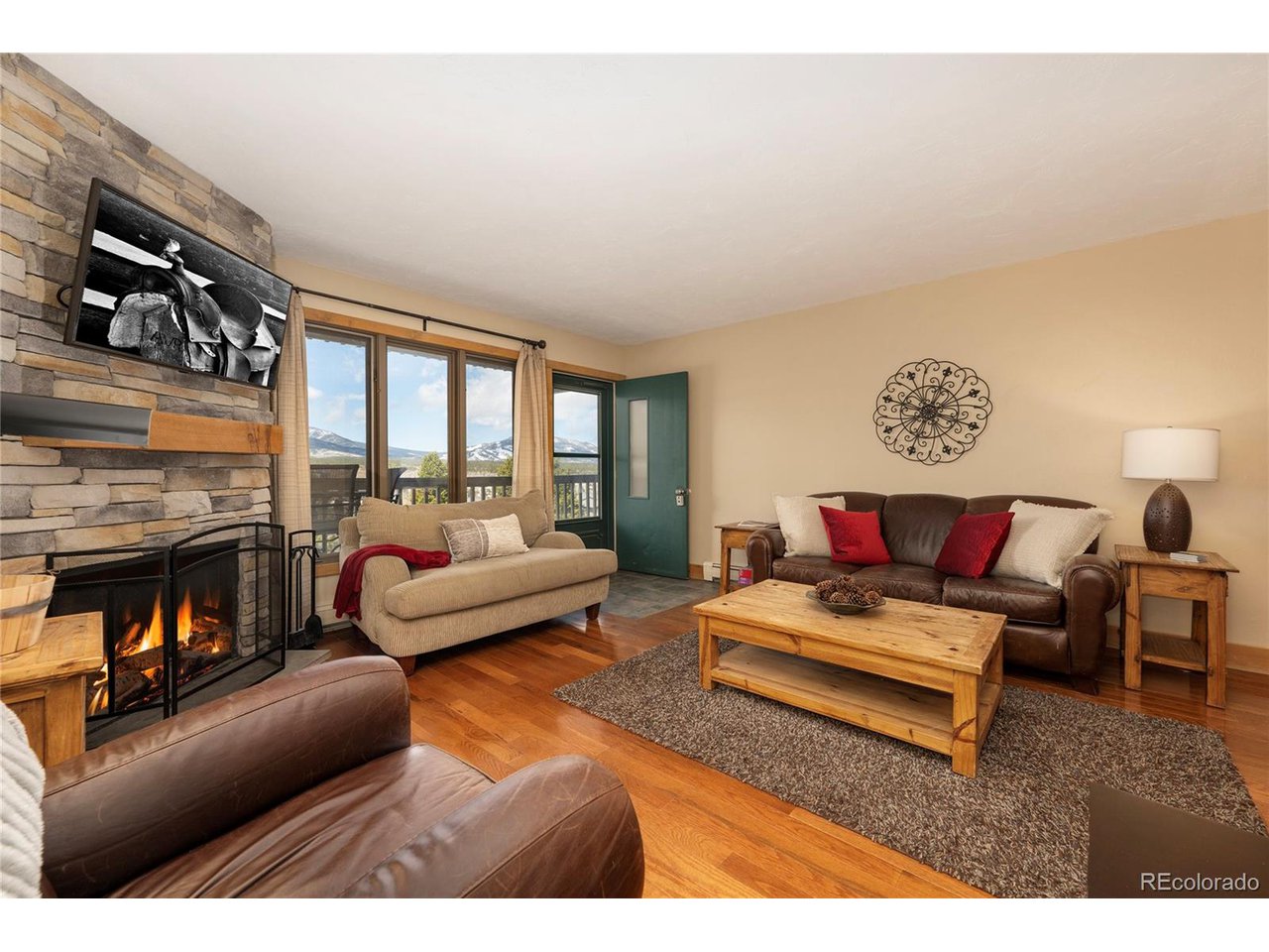 309 County Road 804 E204