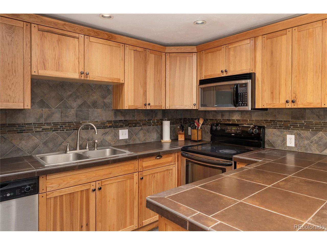 309 County Road 804 E204