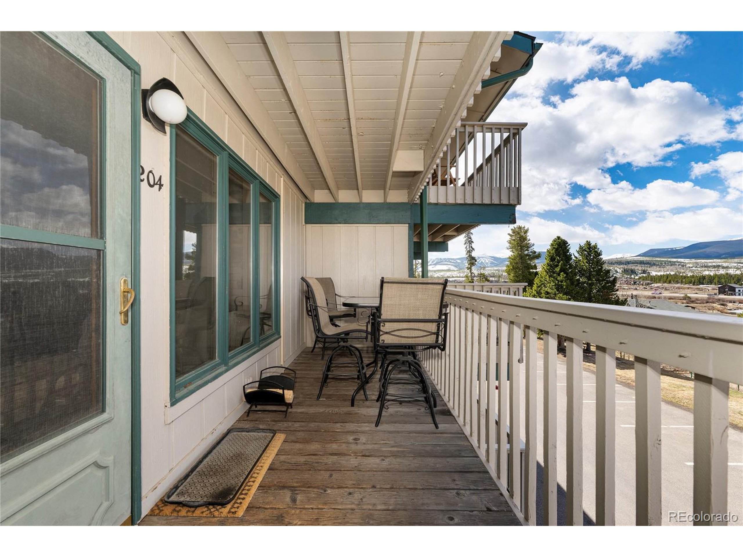 309 County Road 804 E204