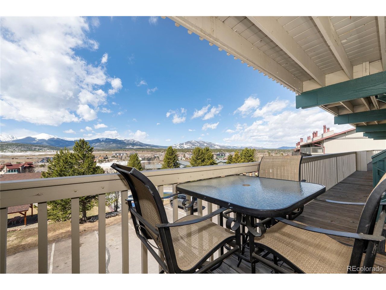 309 County Road 804 E204