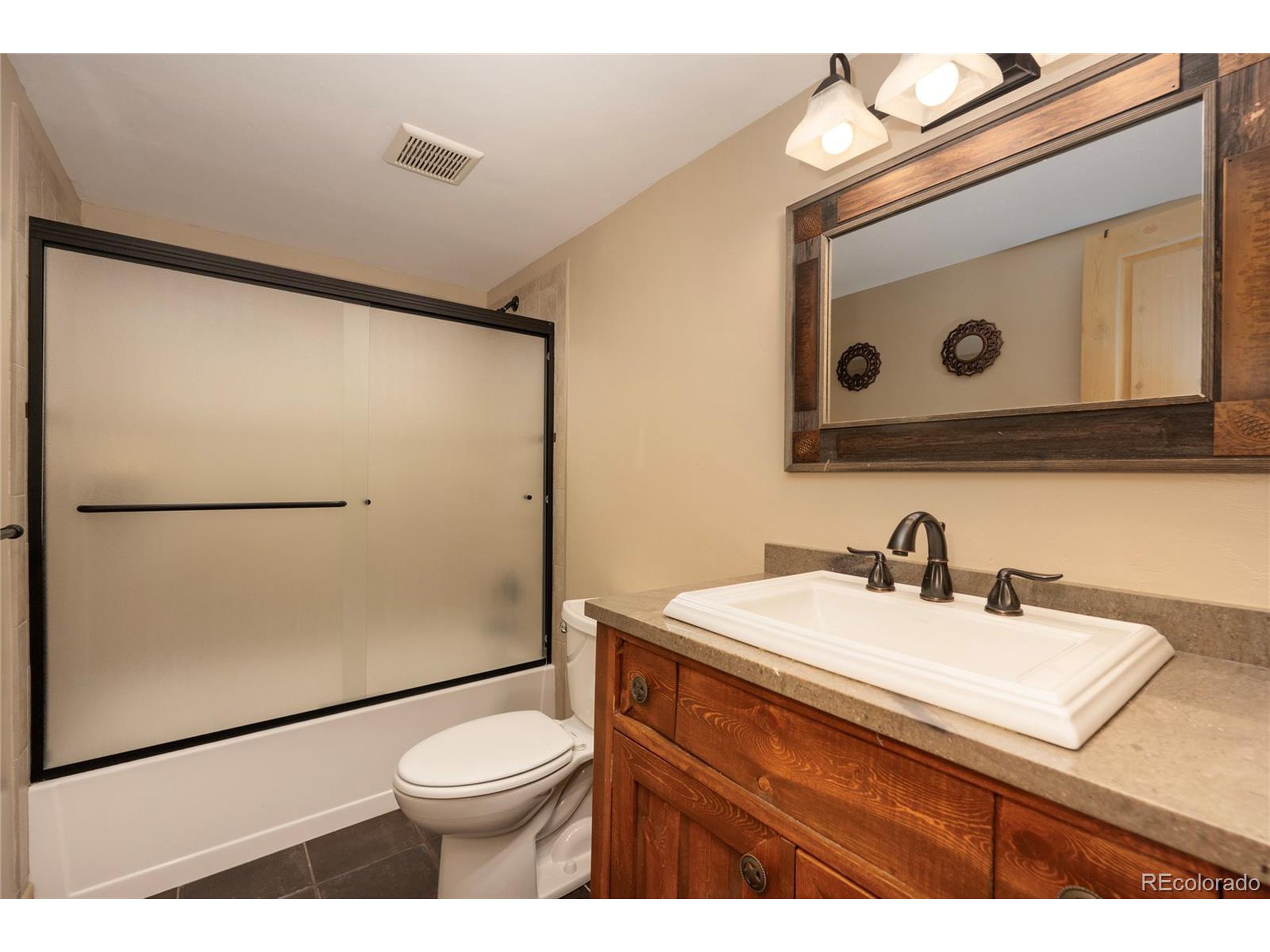 309 County Road 804 E204